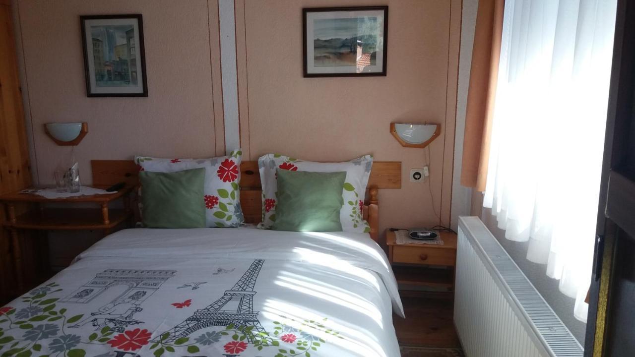 Guest House Bolyarka Koprivstica Kültér fotó