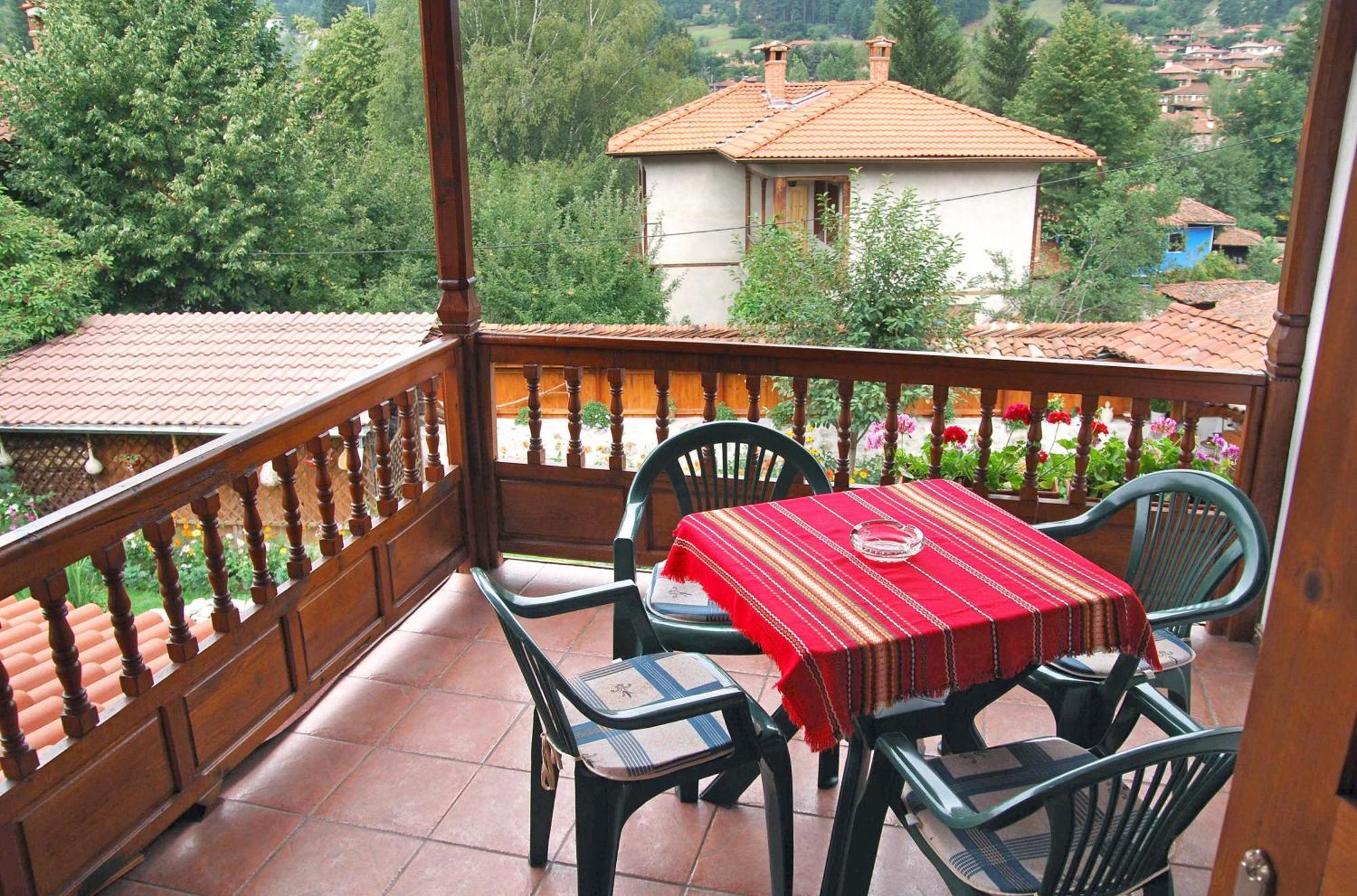 Guest House Bolyarka Koprivstica Kültér fotó